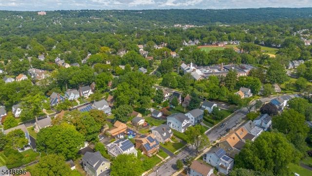 127 Union Ave, Maplewood Twp., NJ 07040