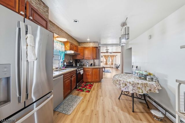 127 Union Ave, Maplewood Twp., NJ 07040