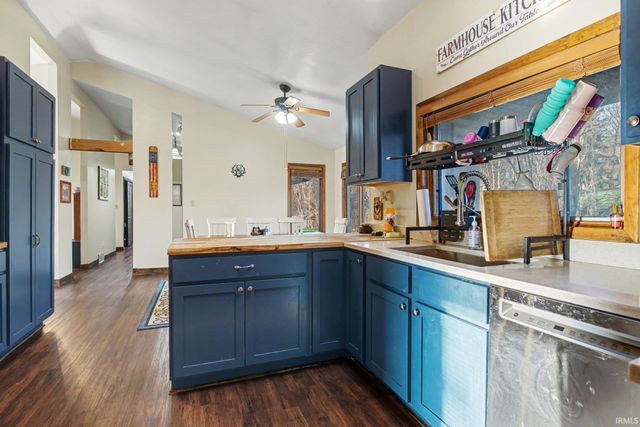 60952 County Road 113, Elkhart, IN 46517