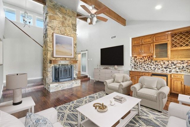 9125 County Road 523, Burleson, TX 76028