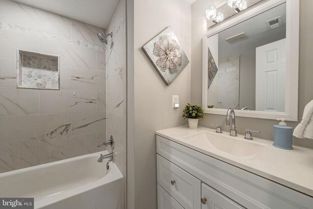 10817 SCOTT DR, Fairfax, VA 22030