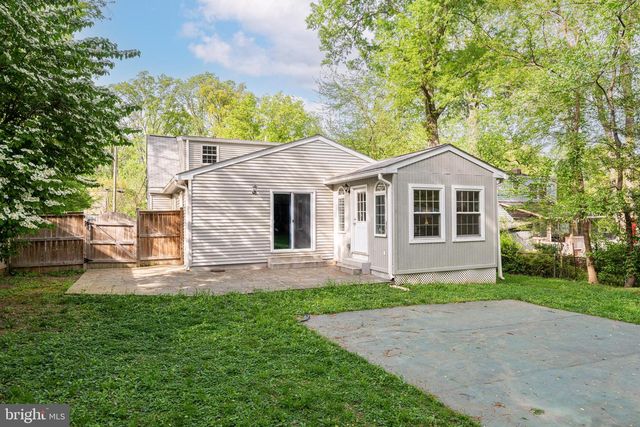 10817 SCOTT DR, Fairfax, VA 22030