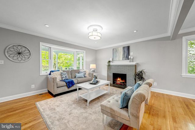 10817 SCOTT DR, Fairfax, VA 22030