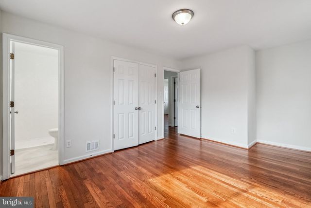 5401 SOUTHAMPTON DR, Springfield, VA 22151