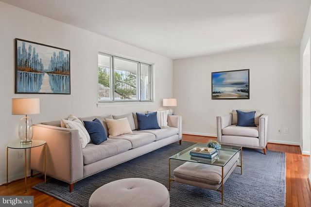 5401 SOUTHAMPTON DR, Springfield, VA 22151