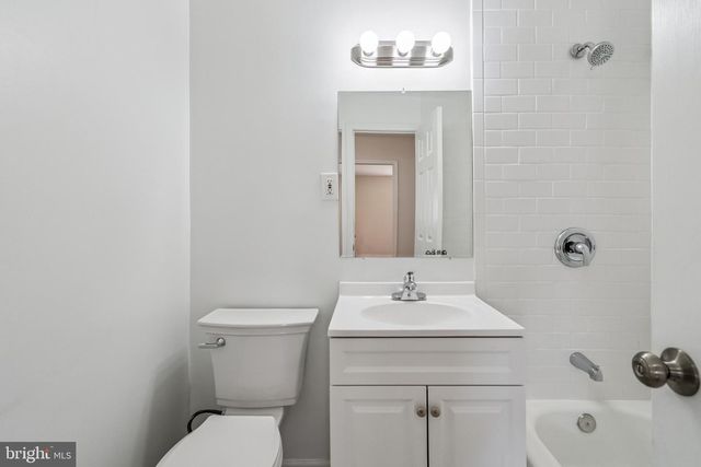 5401 SOUTHAMPTON DR, Springfield, VA 22151