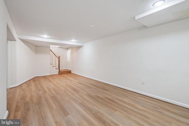 5401 SOUTHAMPTON DR, Springfield, VA 22151