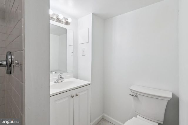 5401 SOUTHAMPTON DR, Springfield, VA 22151