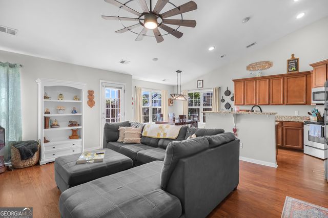 1055 Marne Boulevard, Hinesville, GA 31313