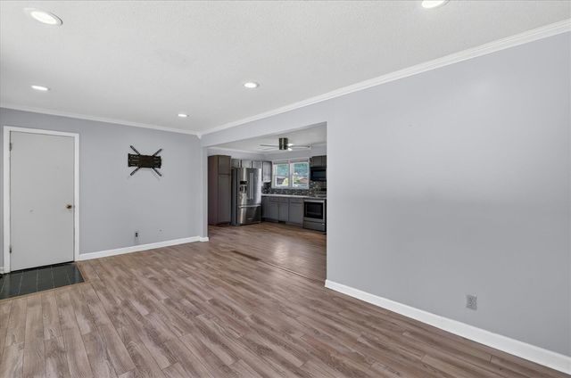 974 Emerson Avenue, Benton Harbor, MI 49022