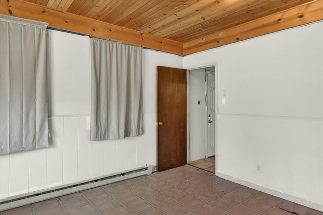 974 Emerson Avenue, Benton Harbor, MI 49022
