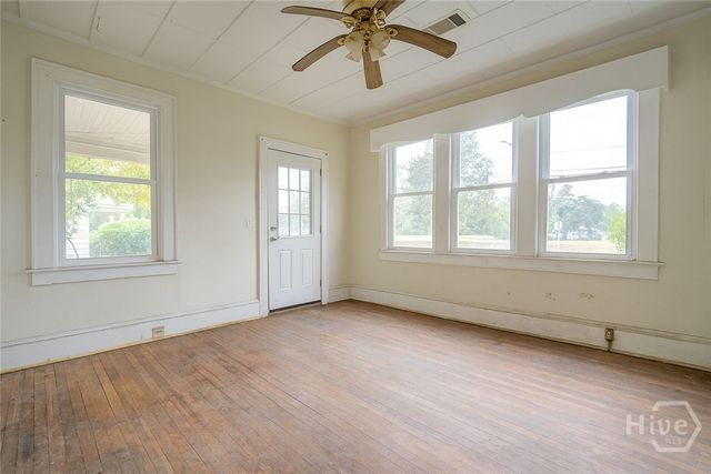 400 N Main Street, Swainsboro, GA 30401