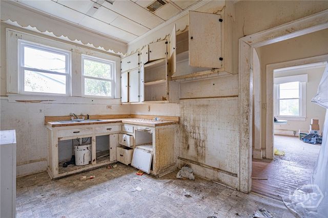 400 N Main Street, Swainsboro, GA 30401