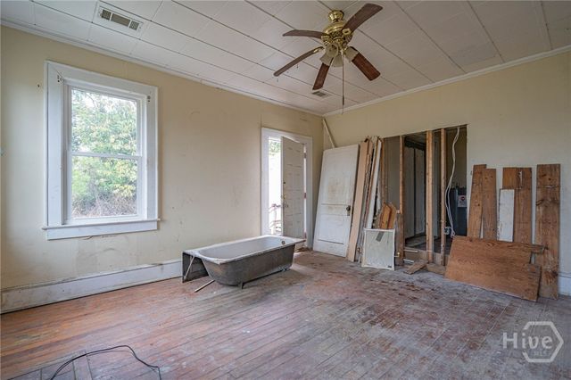 400 N Main Street, Swainsboro, GA 30401