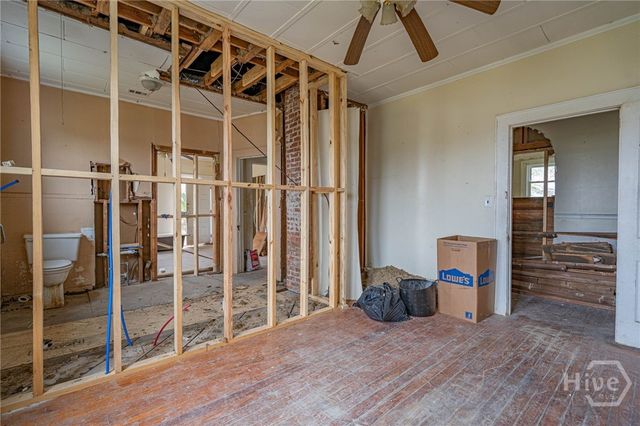 400 N Main Street, Swainsboro, GA 30401