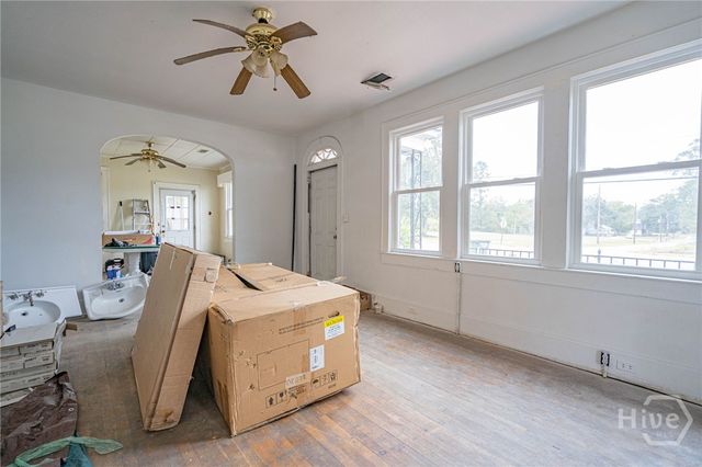 400 N Main Street, Swainsboro, GA 30401