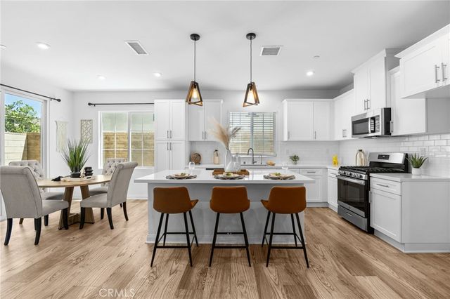 16069 Narni Lane, Fontana, CA 92336