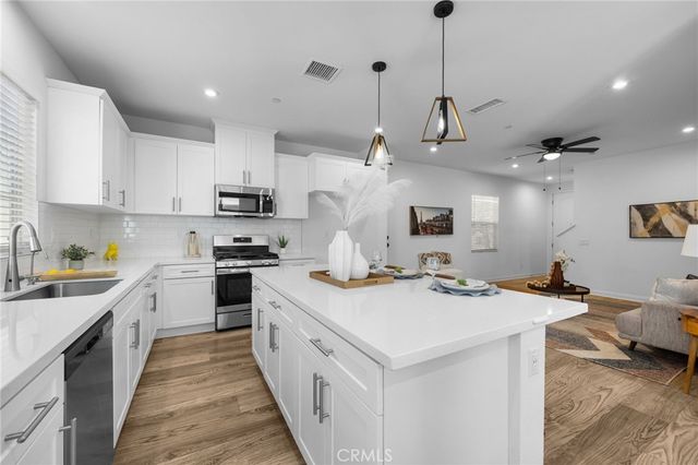 16069 Narni Lane, Fontana, CA 92336