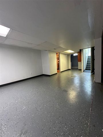 32302 Ryan Road, Warren, MI 48092