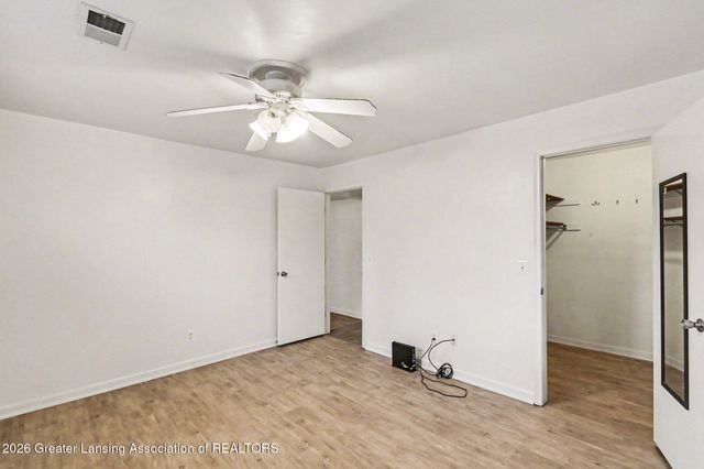 6160 Innkeepers Court 55, East Lansing, MI 48823