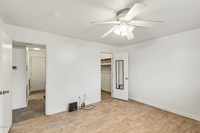 6160 Innkeepers Court 55, East Lansing, MI 48823