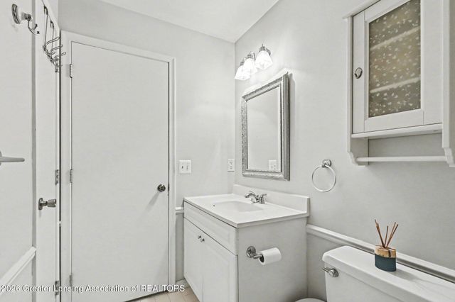 6160 Innkeepers Court 55, East Lansing, MI 48823