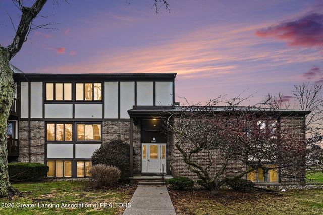 6160 Innkeepers Court 55, East Lansing, MI 48823