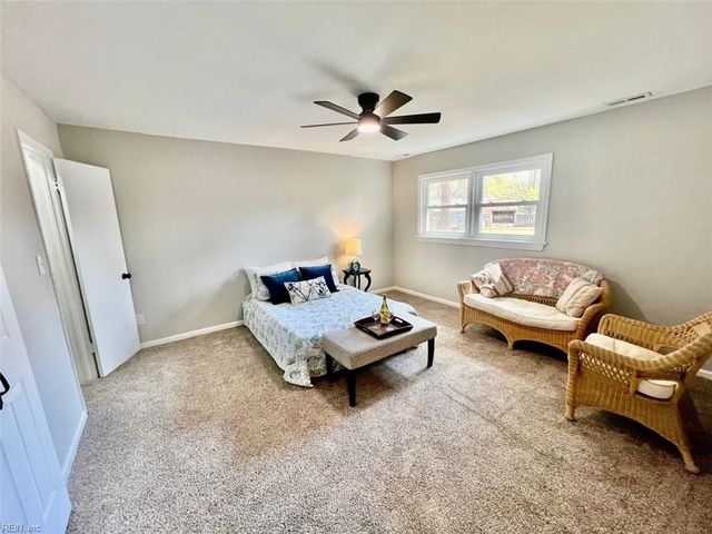 5605 Greenefield DR S, Portsmouth, VA 23703