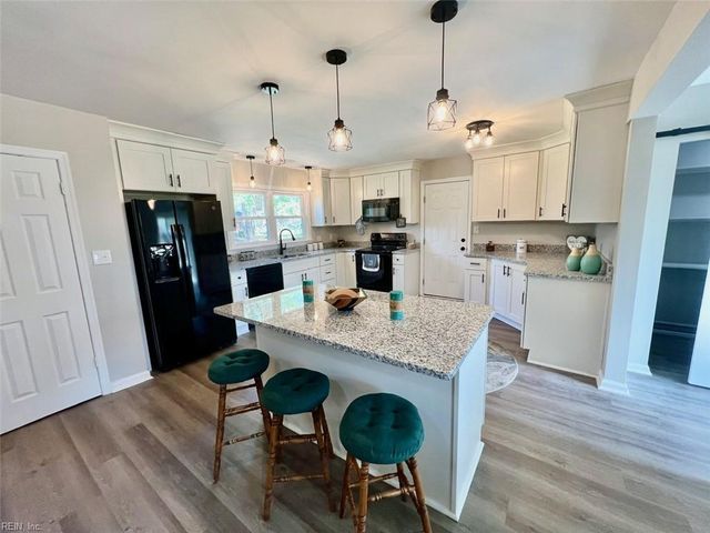 5605 Greenefield DR S, Portsmouth, VA 23703