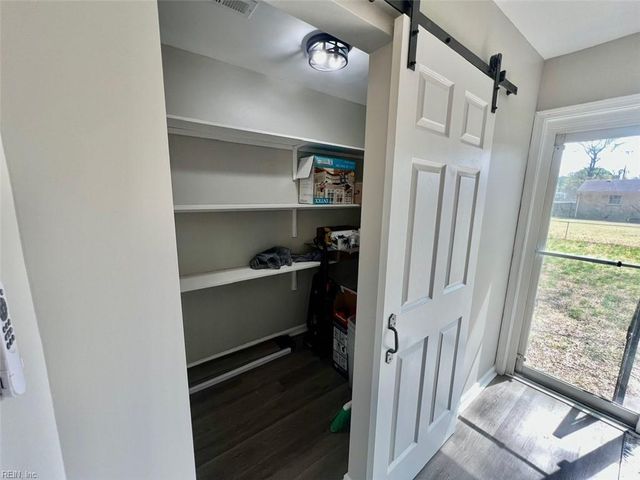 5605 Greenefield DR S, Portsmouth, VA 23703