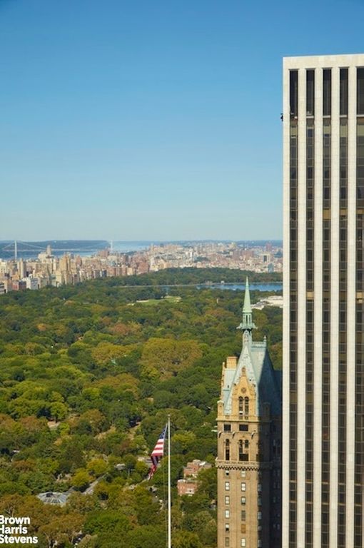 721 5th Ave Apt 62C, New York City, NY 10022