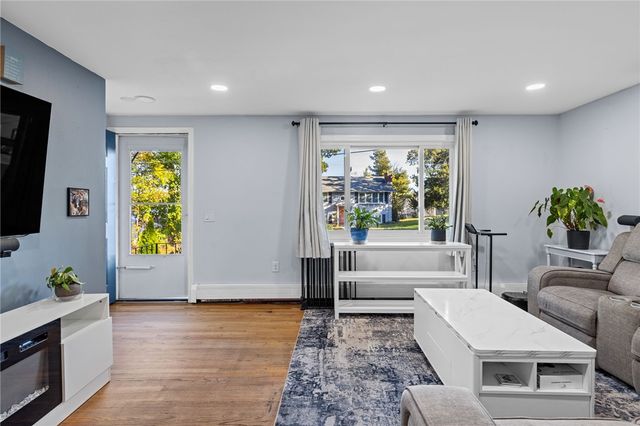 23 Skycrest Avenue, East Providence, RI 02914