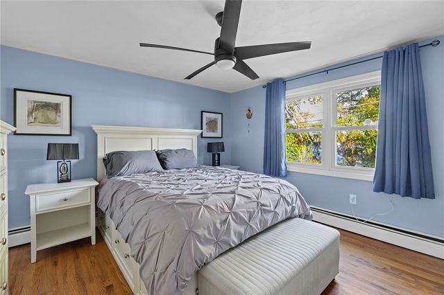 23 Skycrest Avenue, East Providence, RI 02914