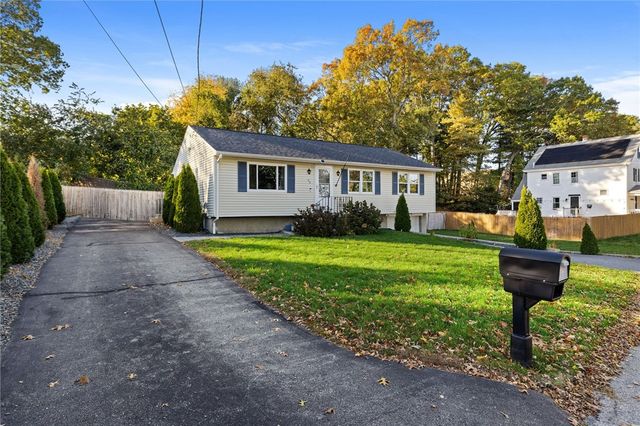 23 Skycrest Avenue, East Providence, RI 02914