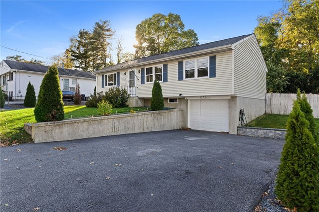 23 Skycrest Avenue, East Providence, RI 02914