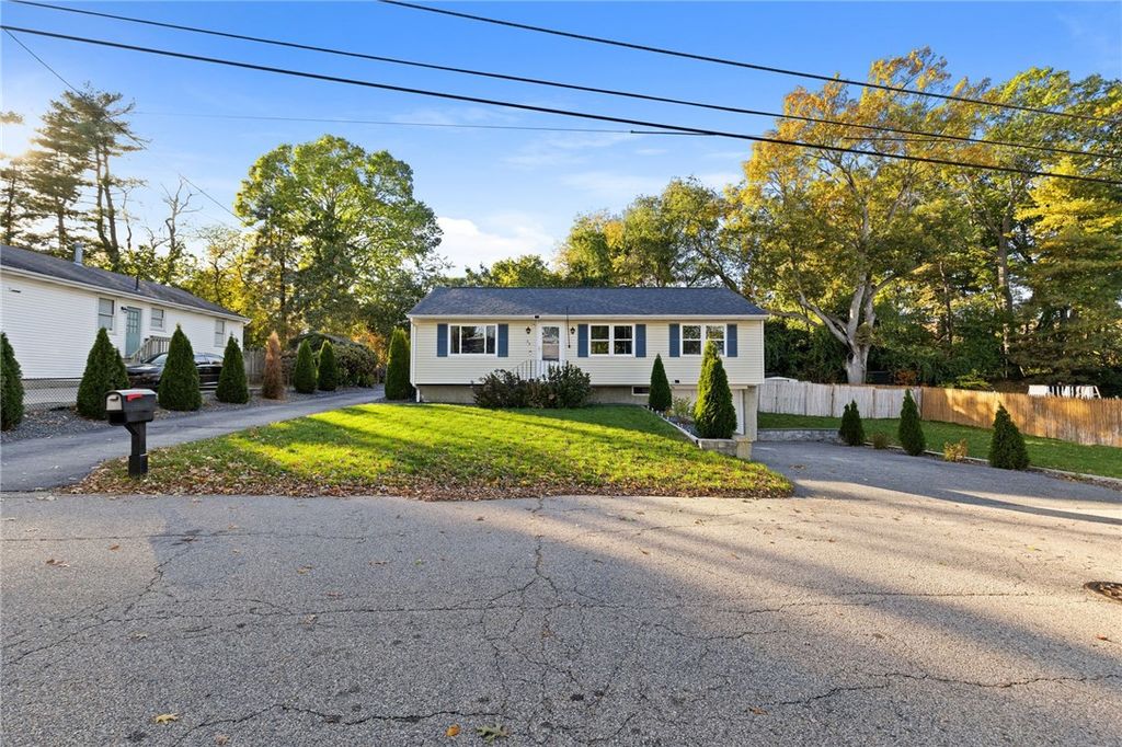 23 Skycrest Avenue, East Providence, RI 02914
