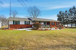 20300 Dunbridge Road, Bowling Green, OH 43402