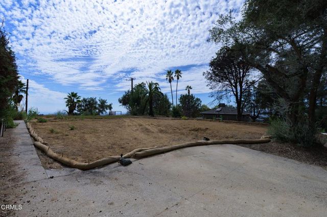 446 Devonwood Road, Altadena, CA 91001