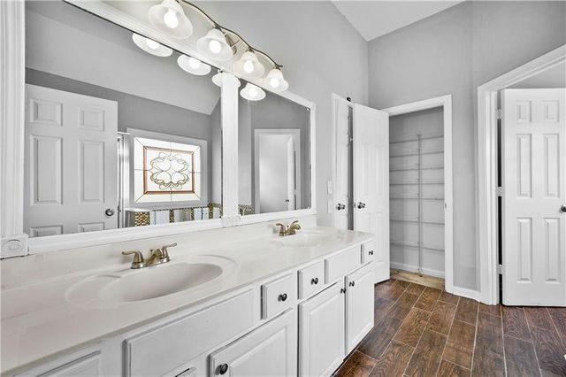 855 River Overlook Drive, Lawrenceville, GA 30043