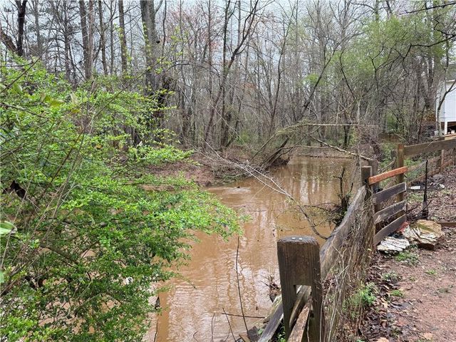 855 River Overlook Drive, Lawrenceville, GA 30043