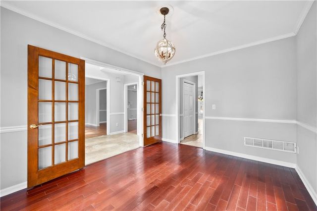 855 River Overlook Drive, Lawrenceville, GA 30043