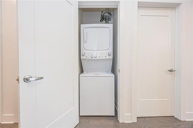 1020 Elmwood 404, Buffalo, NY 14222