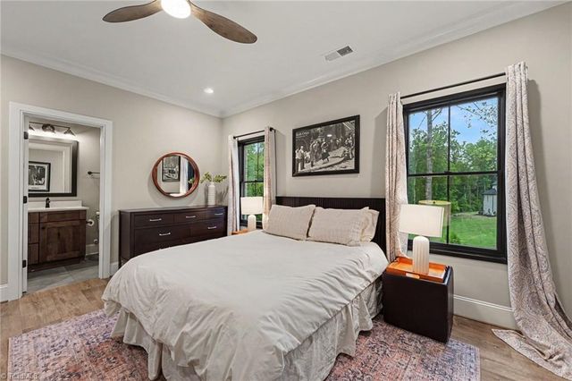 7602 Pemberley Drive, Oak Ridge, NC 27310