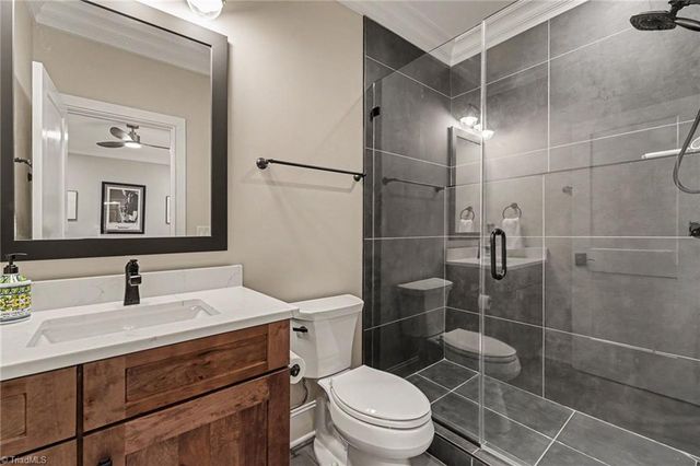 7602 Pemberley Drive, Oak Ridge, NC 27310