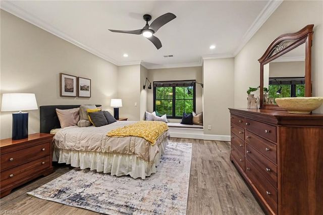 7602 Pemberley Drive, Oak Ridge, NC 27310