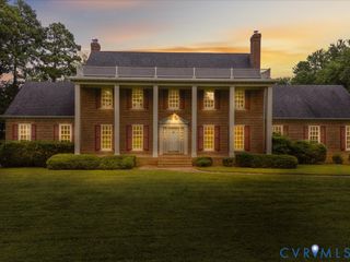 7350 Lexington Dr, Mechanicsville, VA 23111