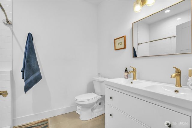 30 Nature Loop, Cathlamet, WA 98612