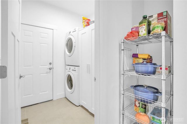 30 Nature Loop, Cathlamet, WA 98612