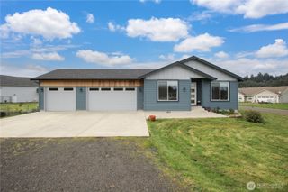 30 Nature Loop, Cathlamet, WA 98612