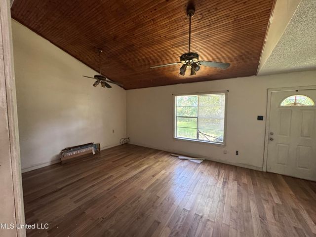 5418 Elder Street, Moss Point, MS 39563